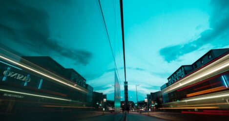 From Globalization to Localization