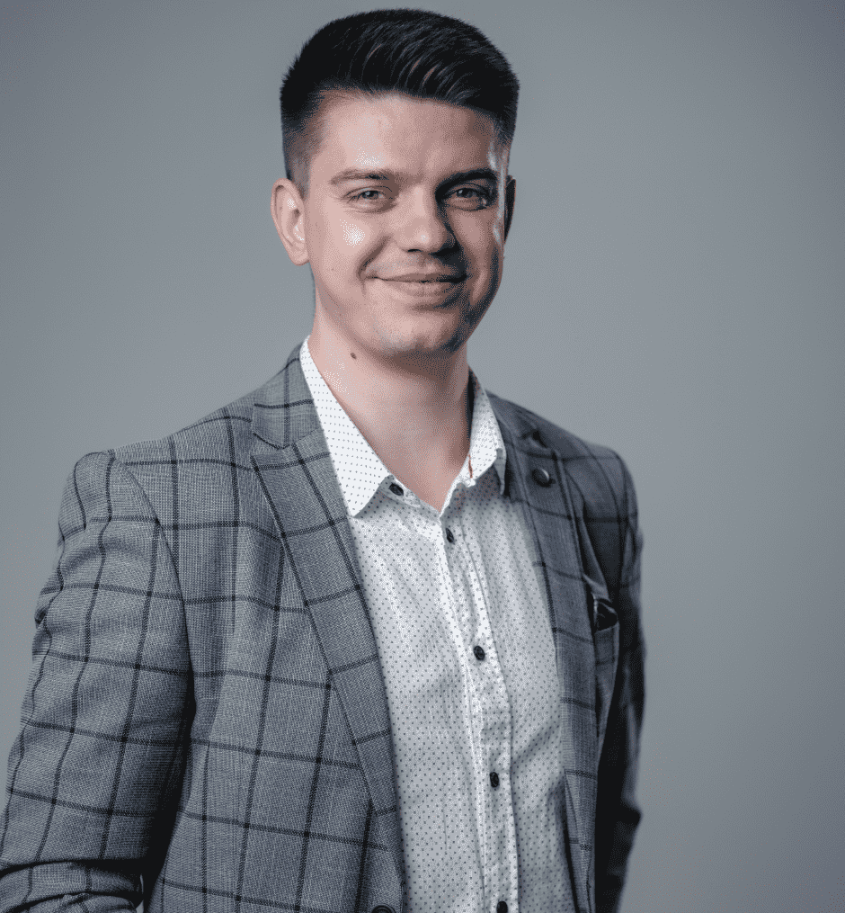 Image of an expert